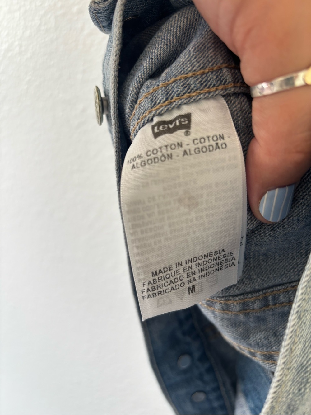Levi's Denim Vest - Picture 6 of 6
